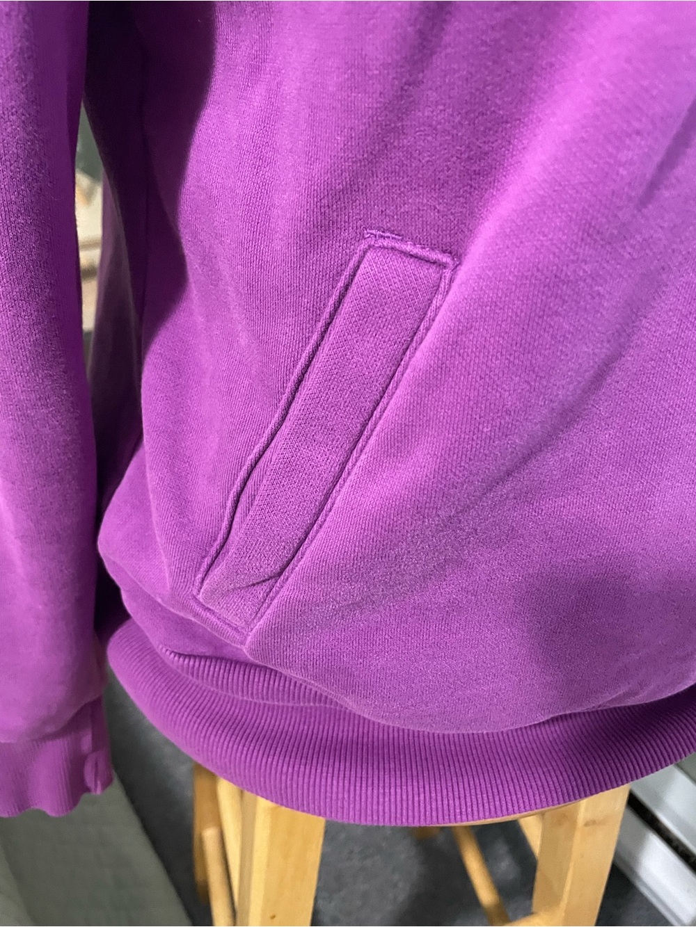 Puma Purple Graphic Logo Hoodie - White Drawstrings - Women's Medium - Picture 8 of 15